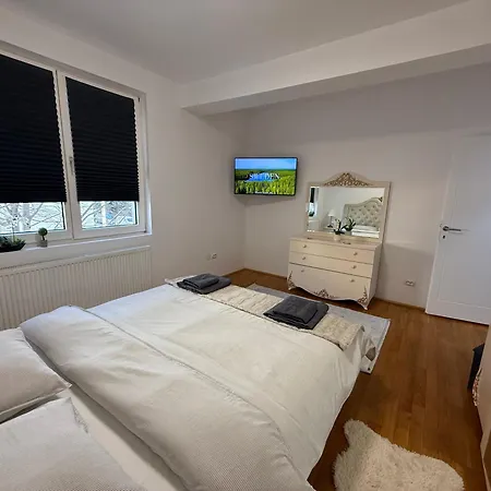 Scandinavian Ap Apartament